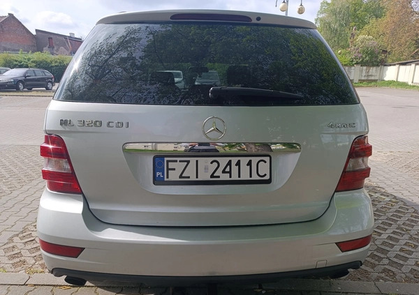 Mercedes-Benz ML cena 34900 przebieg: 419000, rok produkcji 2008 z Pyrzyce małe 154